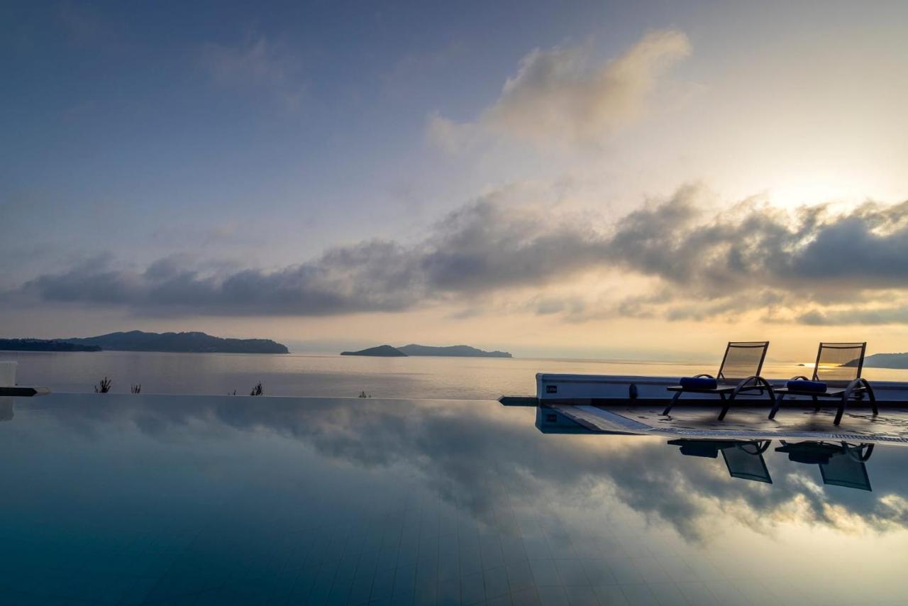 Super Luxury Skiathos Villa Seven Stunning Bedroom Suites Villa Daphne Achliades Achladies  Esterno foto