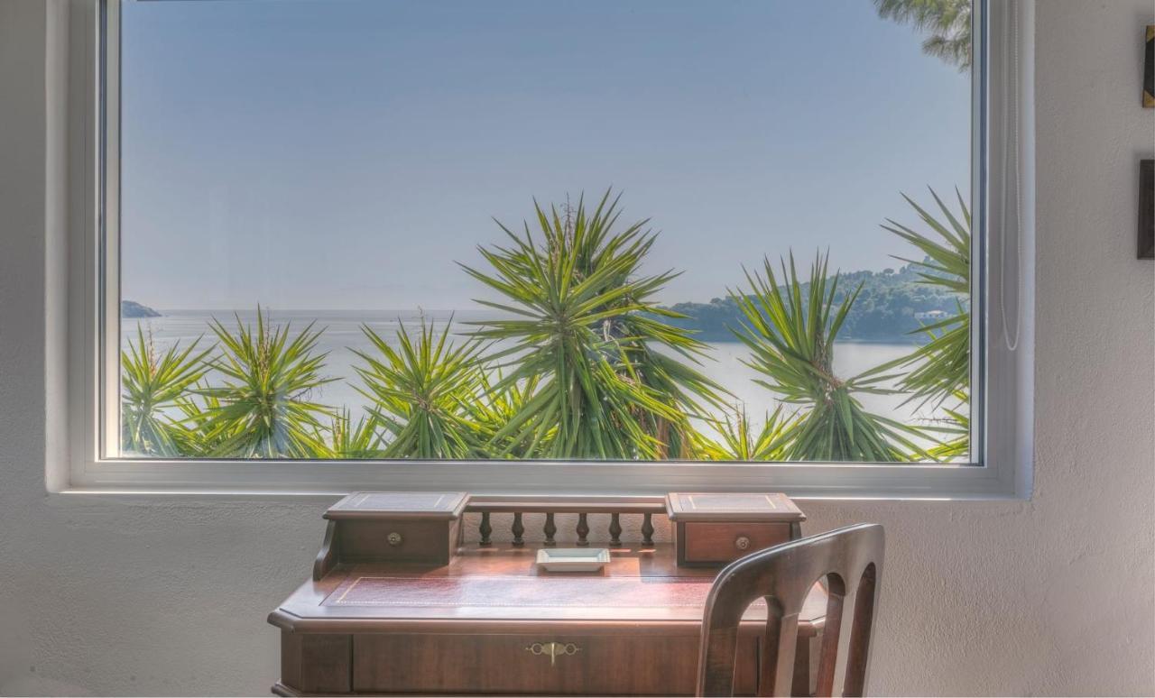 Super Luxury Skiathos Villa Seven Stunning Bedroom Suites Villa Daphne Achliades Achladies  Esterno foto