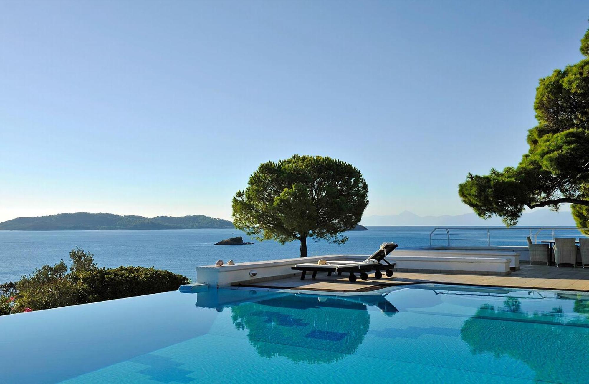 Super Luxury Skiathos Villa Seven Stunning Bedroom Suites Villa Daphne Achliades Achladies  Esterno foto