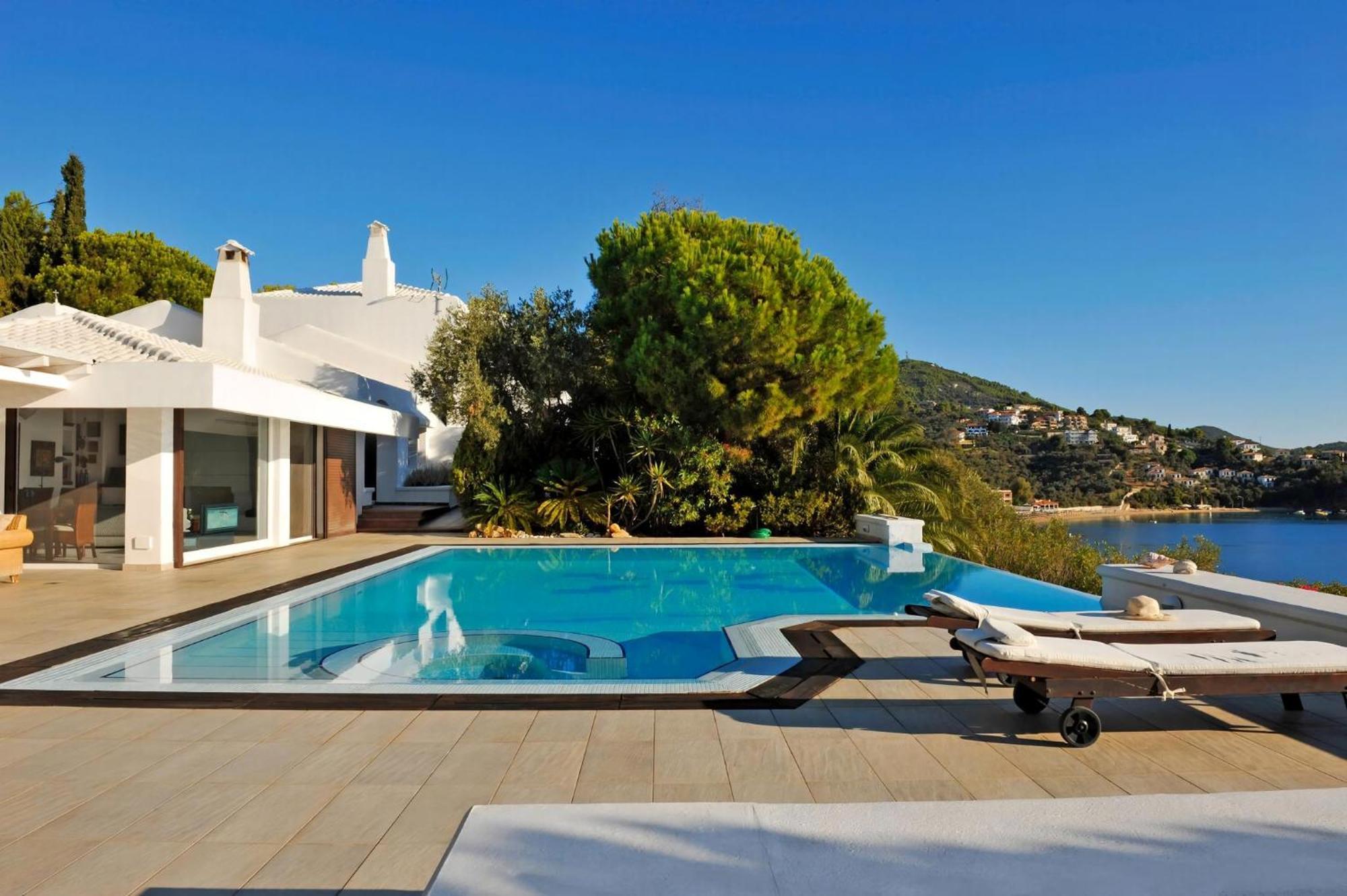 Super Luxury Skiathos Villa Seven Stunning Bedroom Suites Villa Daphne Achliades Achladies  Esterno foto